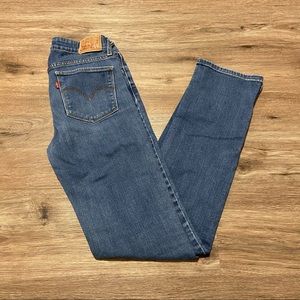 Levi’s 714 straight jeans